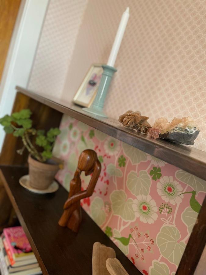 شقة Retro Bolig - Fyldt Med Hygge! Ingen Luksus Kolind المظهر الخارجي الصورة